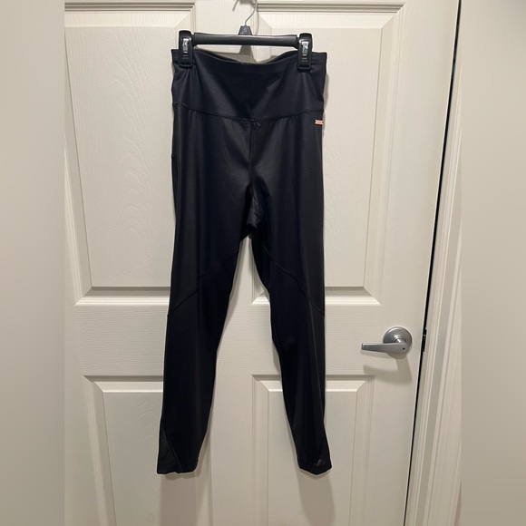 Sweaty Betty Black Leggings with Gold Detail - Picture 1 of 7